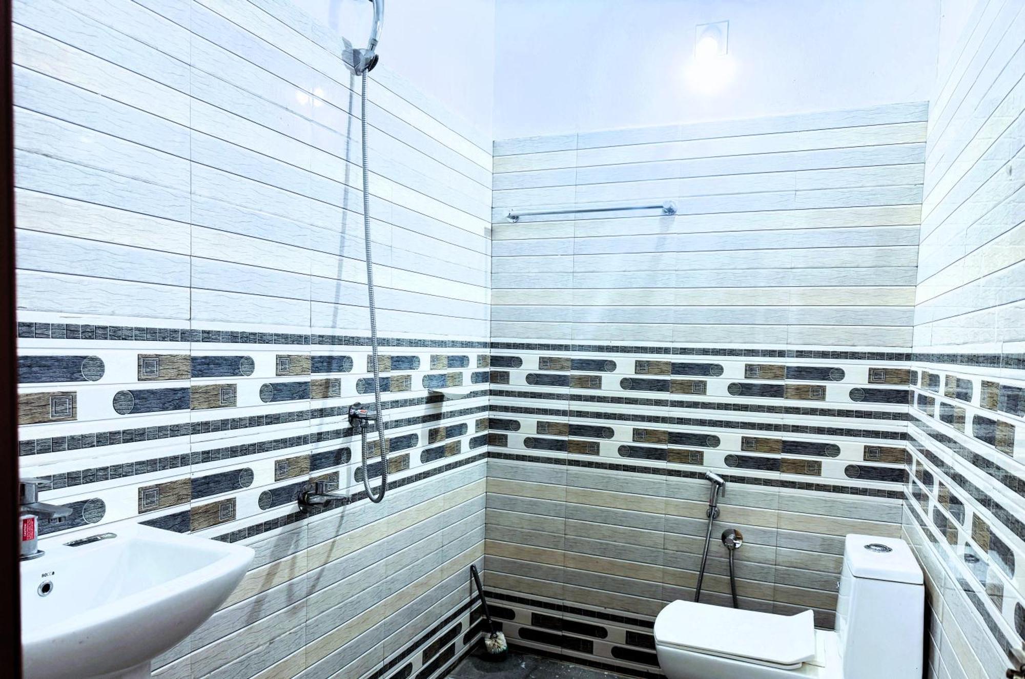 Vcs Apartments Parassinikadavu Parassinikkadavu Zewnętrze zdjęcie