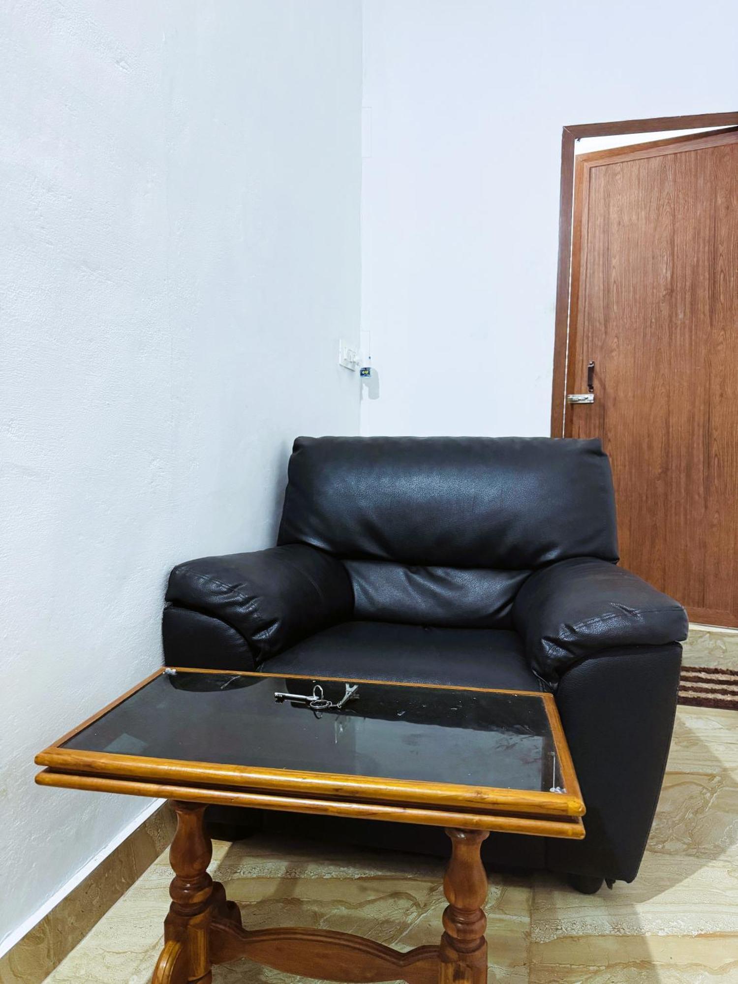 Vcs Apartments Parassinikadavu Parassinikkadavu Zewnętrze zdjęcie